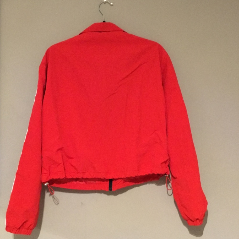 Red windbreaker - Picture 2 of 2